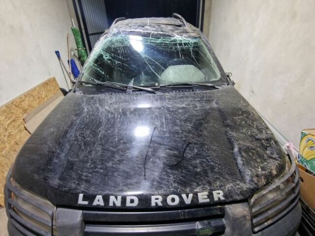 Черный Ленд Ровер Фрилендер, объемом двигателя 1.8 л и пробегом 220 тыс. км за 4000 $, фото 2 на Automoto.ua