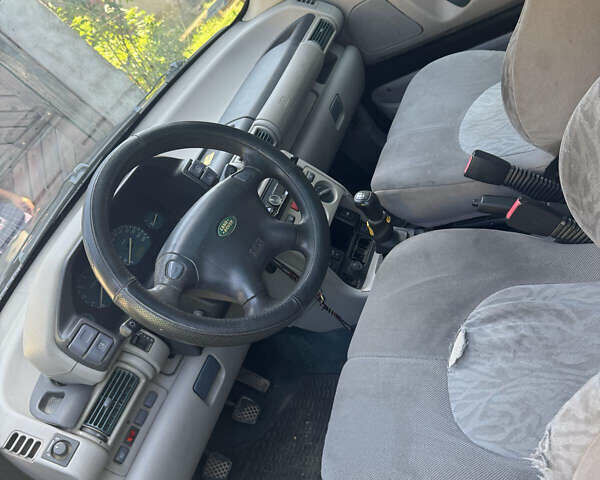 Чорний Ленд Ровер Freelander, об'ємом двигуна 1.8 л та пробігом 290 тис. км за 5350 $, фото 5 на Automoto.ua