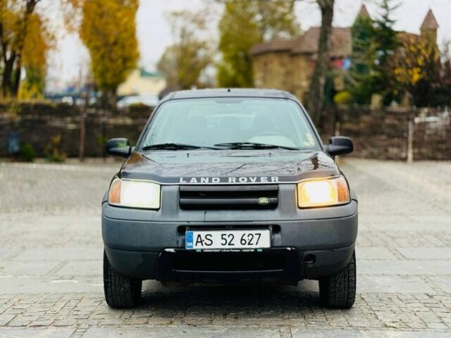 Черный Ленд Ровер Фрилендер, объемом двигателя 2 л и пробегом 294 тыс. км за 2650 $, фото 2 на Automoto.ua