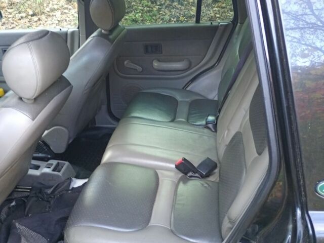 Чорний Ленд Ровер Freelander, об'ємом двигуна 0 л та пробігом 200 тис. км за 2200 $, фото 4 на Automoto.ua