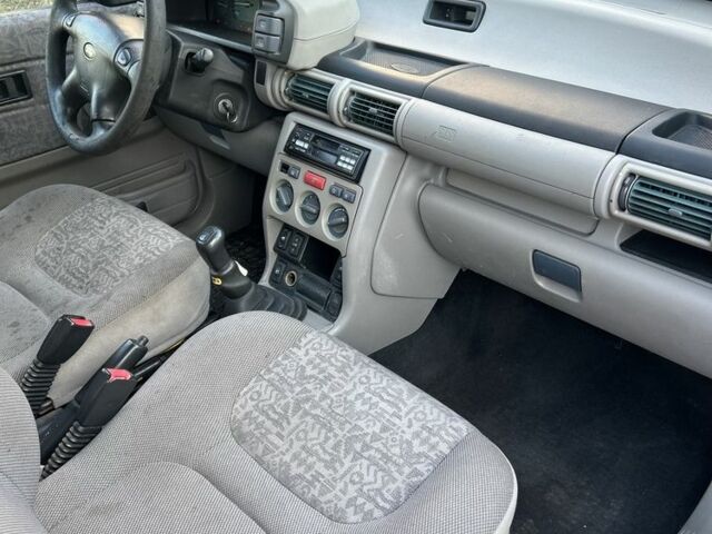 Черный Ленд Ровер Фрилендер, объемом двигателя 2 л и пробегом 303 тыс. км за 2350 $, фото 3 на Automoto.ua