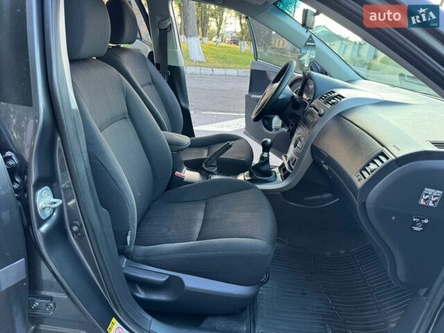 Чорний Ленд Ровер Freelander, об'ємом двигуна 2 л та пробігом 300 тис. км за 2016 $, фото 1 на Automoto.ua