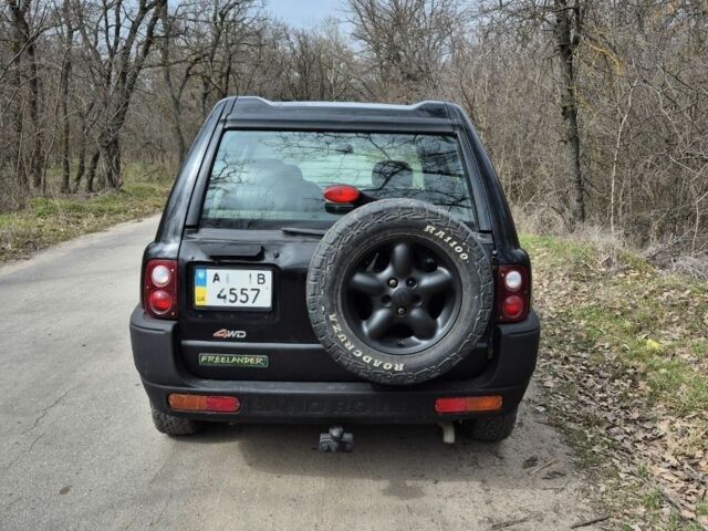 Чорний Ленд Ровер Freelander, об'ємом двигуна 1.8 л та пробігом 268 тис. км за 3700 $, фото 5 на Automoto.ua