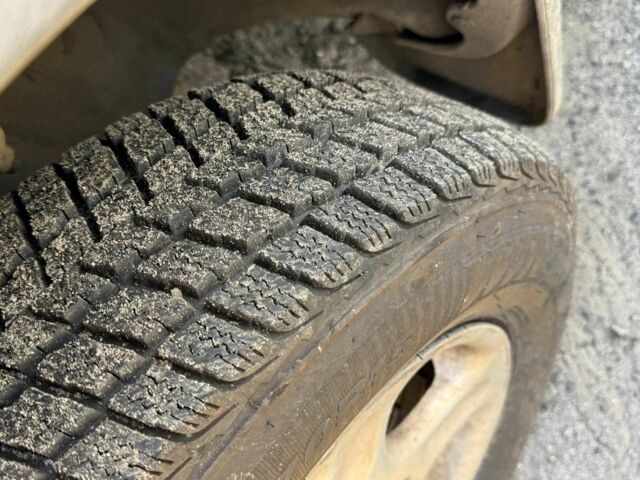 Черный Ленд Ровер Фрилендер, объемом двигателя 2 л и пробегом 200 тыс. км за 950 $, фото 1 на Automoto.ua