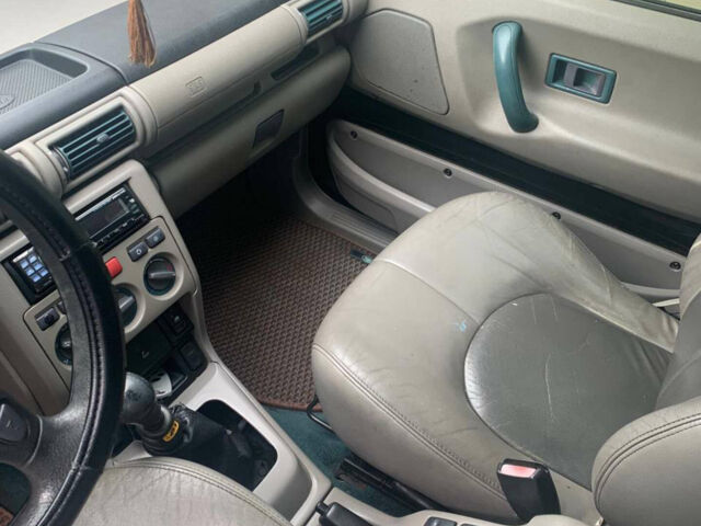 Чорний Ленд Ровер Freelander, об'ємом двигуна 1.99 л та пробігом 374 тис. км за 5600 $, фото 5 на Automoto.ua