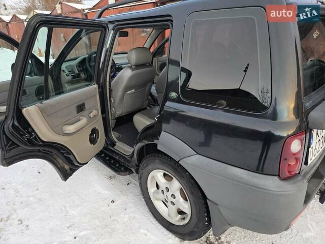 Черный Ленд Ровер Фрилендер, объемом двигателя 2 л и пробегом 380 тыс. км за 3500 $, фото 14 на Automoto.ua