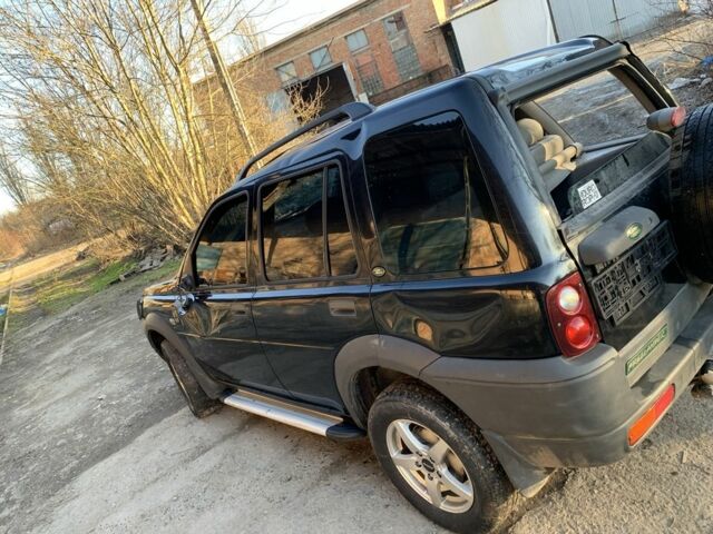 Черный Ленд Ровер Фрилендер, объемом двигателя 1.8 л и пробегом 230 тыс. км за 3200 $, фото 8 на Automoto.ua