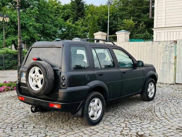 Черный Ленд Ровер Фрилендер, объемом двигателя 2 л и пробегом 200 тыс. км за 2500 $, фото 5 на Automoto.ua