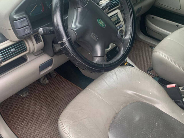 Чорний Ленд Ровер Freelander, об'ємом двигуна 1.99 л та пробігом 374 тис. км за 5600 $, фото 4 на Automoto.ua