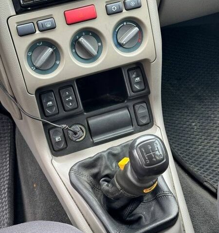 Черный Ленд Ровер Фрилендер, объемом двигателя 1.8 л и пробегом 340 тыс. км за 4400 $, фото 9 на Automoto.ua