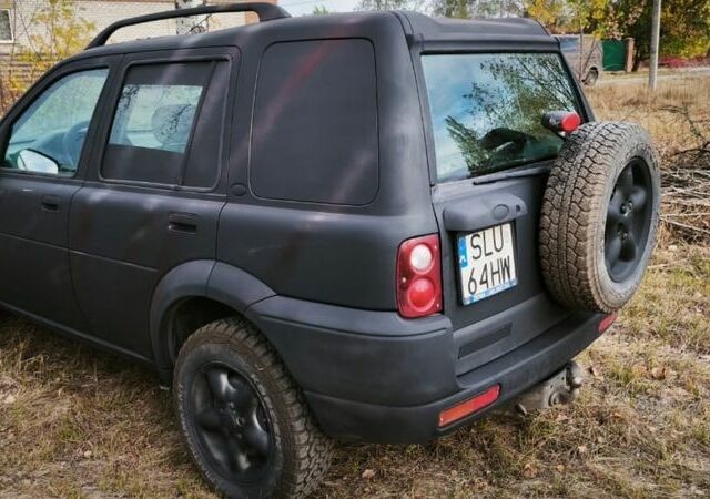 Черный Ленд Ровер Фрилендер, объемом двигателя 2 л и пробегом 300 тыс. км за 2800 $, фото 2 на Automoto.ua