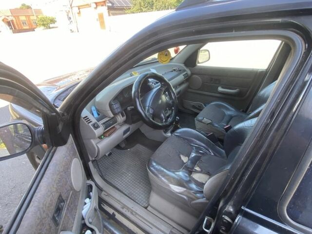 Чорний Ленд Ровер Freelander, об'ємом двигуна 2 л та пробігом 259 тис. км за 2491 $, фото 6 на Automoto.ua
