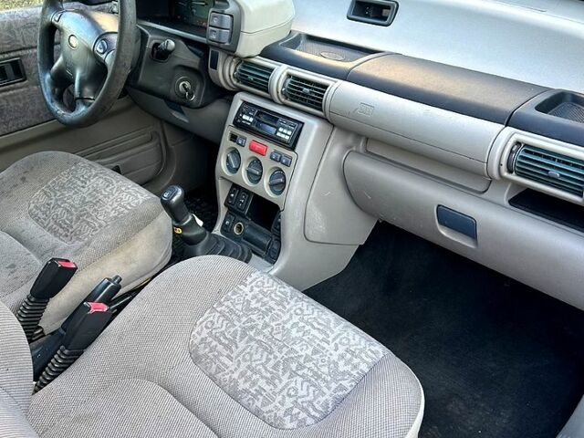 Чорний Ленд Ровер Freelander, об'ємом двигуна 2 л та пробігом 303 тис. км за 2350 $, фото 3 на Automoto.ua