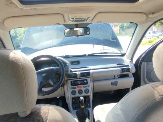 Чорний Ленд Ровер Freelander, об'ємом двигуна 2 л та пробігом 180 тис. км за 3026 $, фото 7 на Automoto.ua