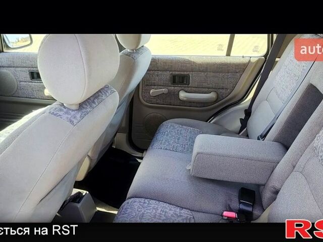 Черный Ленд Ровер Фрилендер, объемом двигателя 1.8 л и пробегом 195 тыс. км за 4300 $, фото 3 на Automoto.ua