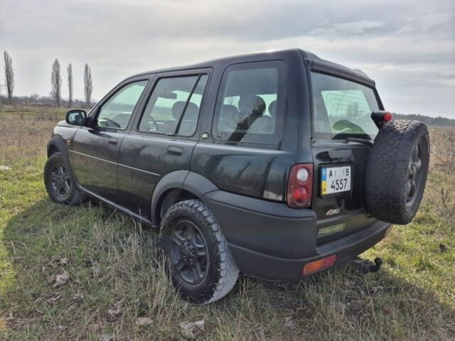Чорний Ленд Ровер Freelander, об'ємом двигуна 1.8 л та пробігом 268 тис. км за 3700 $, фото 1 на Automoto.ua