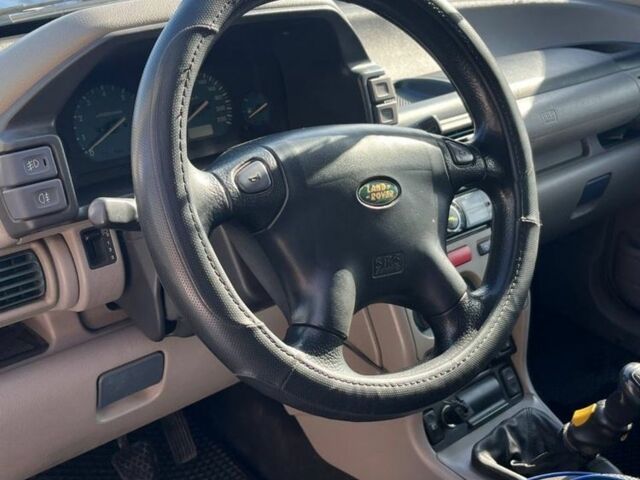 Чорний Ленд Ровер Freelander, об'ємом двигуна 1.8 л та пробігом 371 тис. км за 4400 $, фото 10 на Automoto.ua