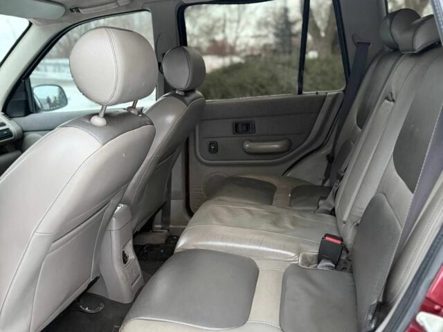 Черный Ленд Ровер Фрилендер, объемом двигателя 2 л и пробегом 150 тыс. км за 2700 $, фото 9 на Automoto.ua