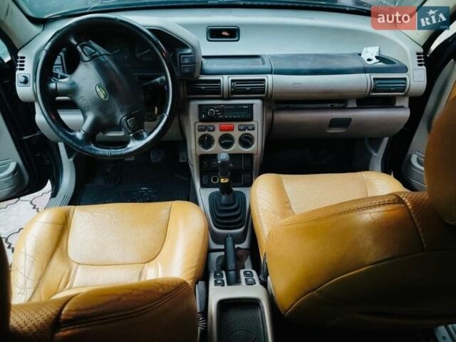 Черный Ленд Ровер Фрилендер, объемом двигателя 1.95 л и пробегом 270 тыс. км за 4800 $, фото 8 на Automoto.ua