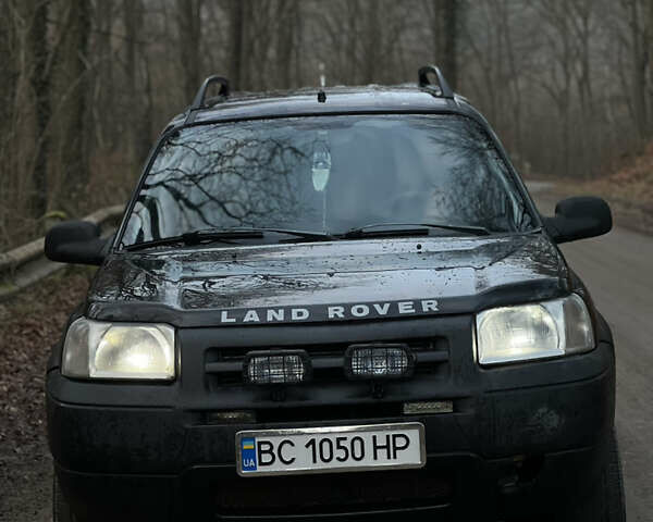 Черный Ленд Ровер Фрилендер, объемом двигателя 2 л и пробегом 330 тыс. км за 5500 $, фото 1 на Automoto.ua