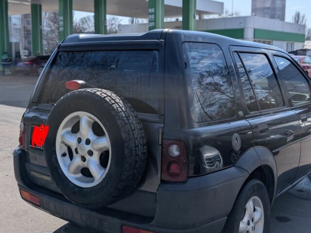 Черный Ленд Ровер Фрилендер, объемом двигателя 2 л и пробегом 5 тыс. км за 2500 $, фото 2 на Automoto.ua