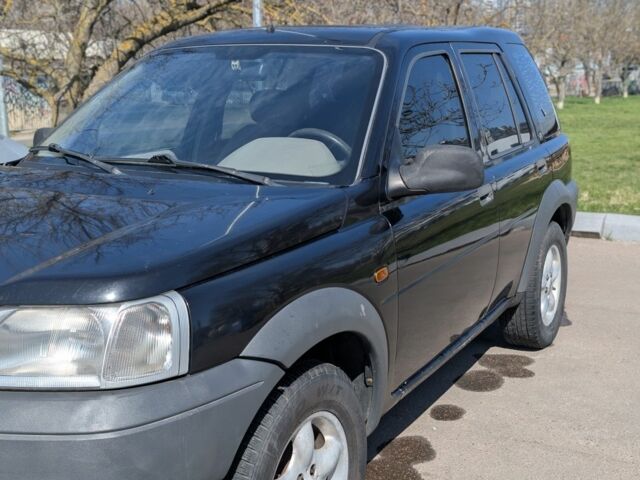 Черный Ленд Ровер Фрилендер, объемом двигателя 2 л и пробегом 5 тыс. км за 2500 $, фото 4 на Automoto.ua