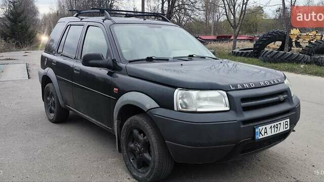 Черный Ленд Ровер Фрилендер, объемом двигателя 1.8 л и пробегом 320 тыс. км за 2500 $, фото 2 на Automoto.ua