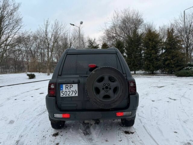 Черный Ленд Ровер Фрилендер, объемом двигателя 2 л и пробегом 150 тыс. км за 2700 $, фото 3 на Automoto.ua