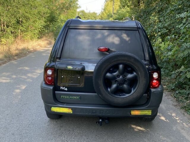 Чорний Ленд Ровер Freelander, об'ємом двигуна 2 л та пробігом 400 тис. км за 3100 $, фото 4 на Automoto.ua