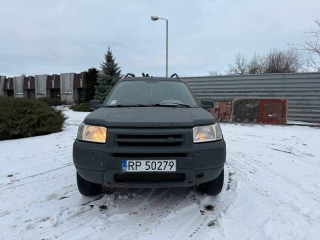 Черный Ленд Ровер Фрилендер, объемом двигателя 2 л и пробегом 150 тыс. км за 2700 $, фото 1 на Automoto.ua