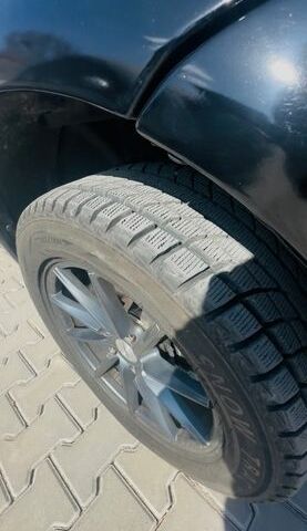 Черный Ленд Ровер Фрилендер, объемом двигателя 1.95 л и пробегом 270 тыс. км за 4800 $, фото 5 на Automoto.ua