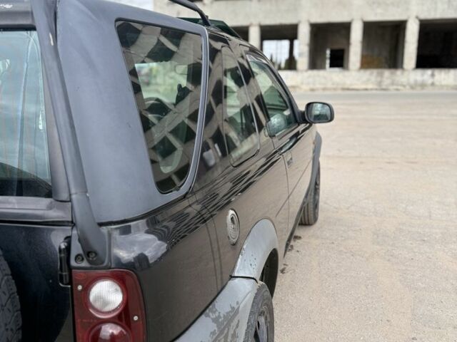 Чорний Ленд Ровер Freelander, об'ємом двигуна 2 л та пробігом 277 тис. км за 2499 $, фото 14 на Automoto.ua