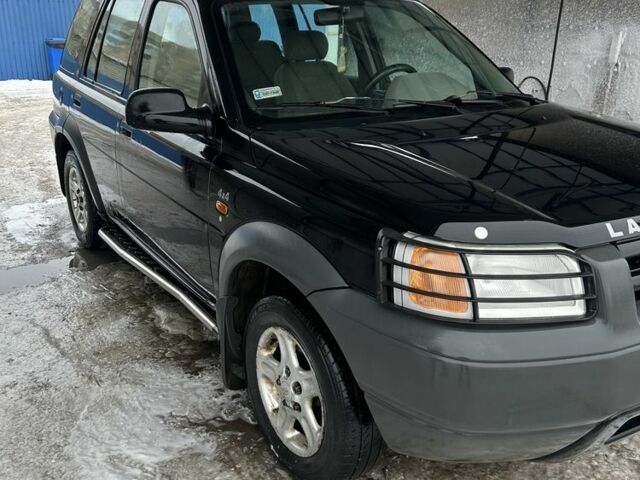 Черный Ленд Ровер Фрилендер, объемом двигателя 0 л и пробегом 300 тыс. км за 1100 $, фото 1 на Automoto.ua