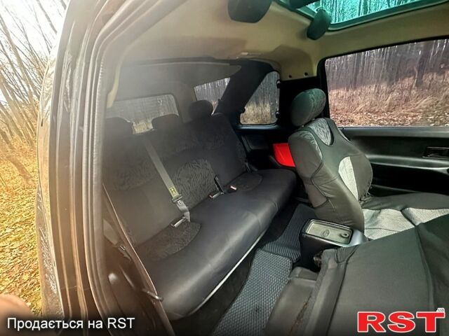 Чорний Ленд Ровер Freelander, об'ємом двигуна 2 л та пробігом 230 тис. км за 6800 $, фото 2 на Automoto.ua