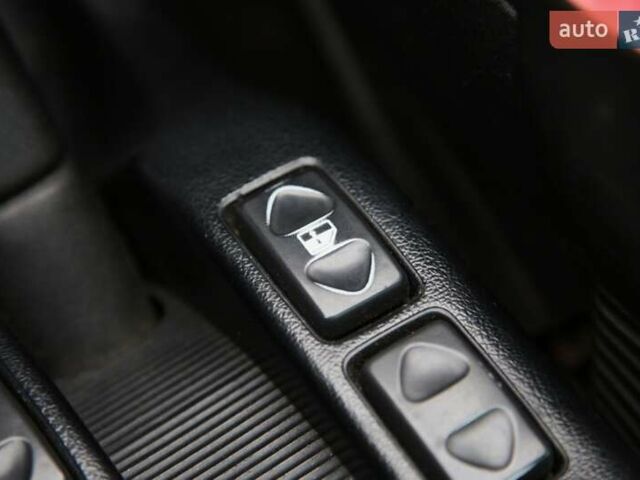 Чорний Ленд Ровер Freelander, об'ємом двигуна 1.95 л та пробігом 234 тис. км за 6600 $, фото 18 на Automoto.ua