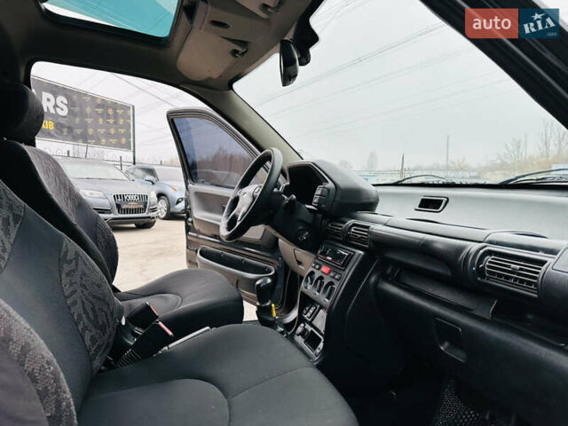 Черный Ленд Ровер Фрилендер, объемом двигателя 2 л и пробегом 234 тыс. км за 7300 $, фото 19 на Automoto.ua