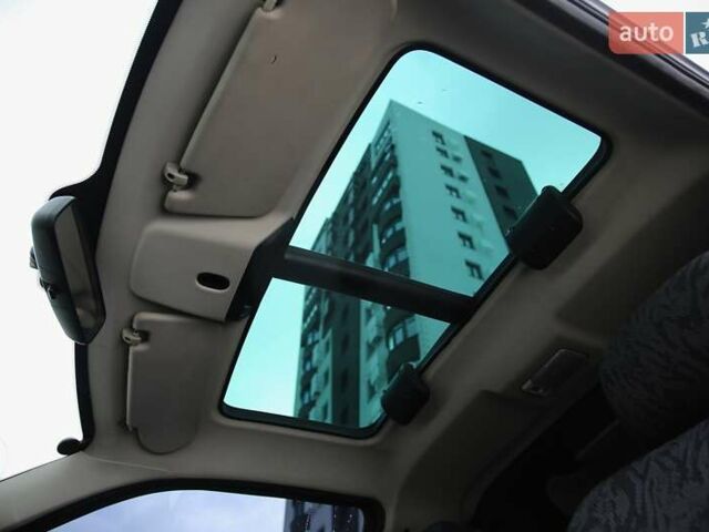 Чорний Ленд Ровер Freelander, об'ємом двигуна 1.95 л та пробігом 234 тис. км за 6600 $, фото 20 на Automoto.ua