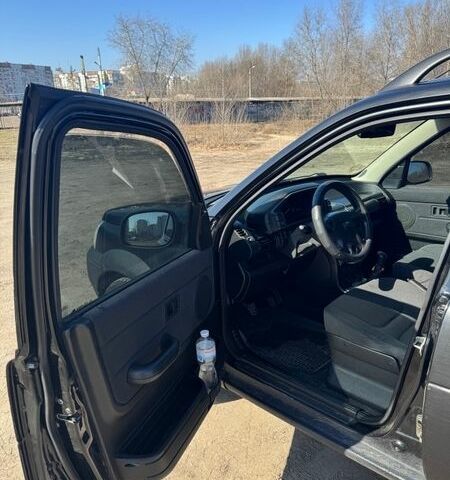 Черный Ленд Ровер Фрилендер, объемом двигателя 2 л и пробегом 301 тыс. км за 5000 $, фото 10 на Automoto.ua