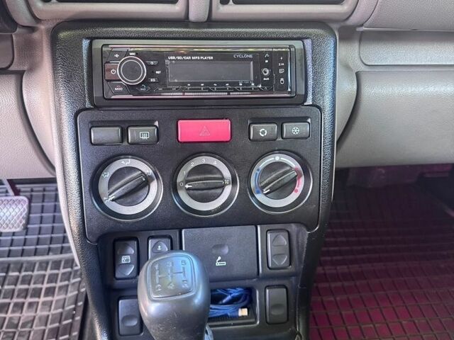 Чорний Ленд Ровер Freelander, об'ємом двигуна 2 л та пробігом 400 тис. км за 5800 $, фото 21 на Automoto.ua