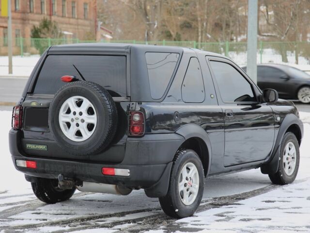 Черный Ленд Ровер Фрилендер, объемом двигателя 2 л и пробегом 234 тыс. км за 6600 $, фото 5 на Automoto.ua