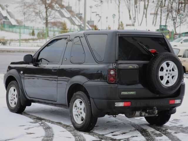 Черный Ленд Ровер Фрилендер, объемом двигателя 2 л и пробегом 234 тыс. км за 6600 $, фото 3 на Automoto.ua