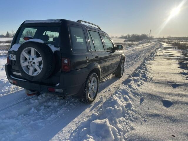Черный Ленд Ровер Фрилендер, объемом двигателя 1.8 л и пробегом 230 тыс. км за 3600 $, фото 14 на Automoto.ua