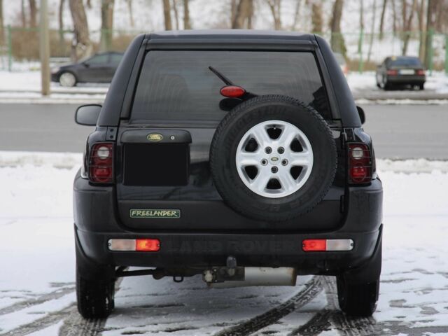Черный Ленд Ровер Фрилендер, объемом двигателя 2 л и пробегом 234 тыс. км за 6600 $, фото 4 на Automoto.ua