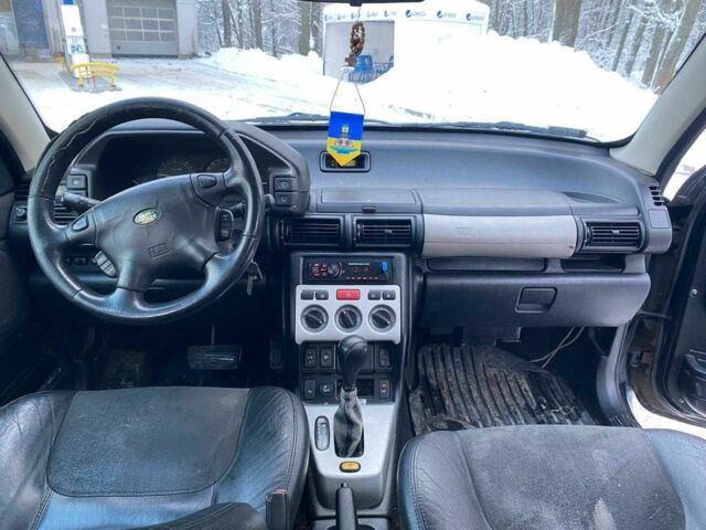 Чорний Ленд Ровер Freelander, об'ємом двигуна 2 л та пробігом 194 тис. км за 1500 $, фото 3 на Automoto.ua