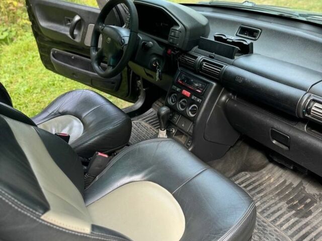 Чорний Ленд Ровер Freelander, об'ємом двигуна 2 л та пробігом 250 тис. км за 3300 $, фото 13 на Automoto.ua