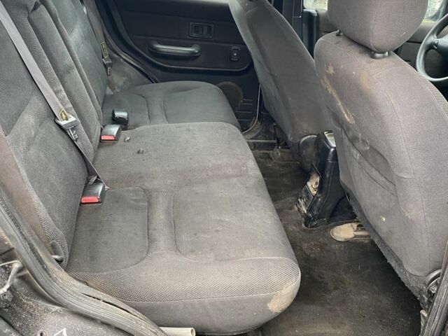 Чорний Ленд Ровер Freelander, об'ємом двигуна 0 л та пробігом 300 тис. км за 2000 $, фото 7 на Automoto.ua