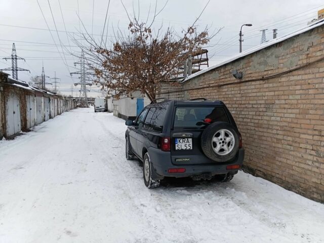 Черный Ленд Ровер Фрилендер, объемом двигателя 1.8 л и пробегом 180 тыс. км за 2250 $, фото 5 на Automoto.ua