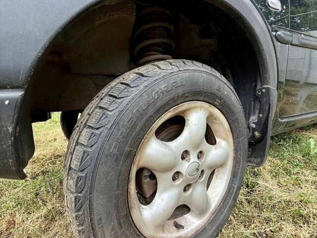 Чорний Ленд Ровер Freelander, об'ємом двигуна 1.8 л та пробігом 250 тис. км за 2200 $, фото 17 на Automoto.ua