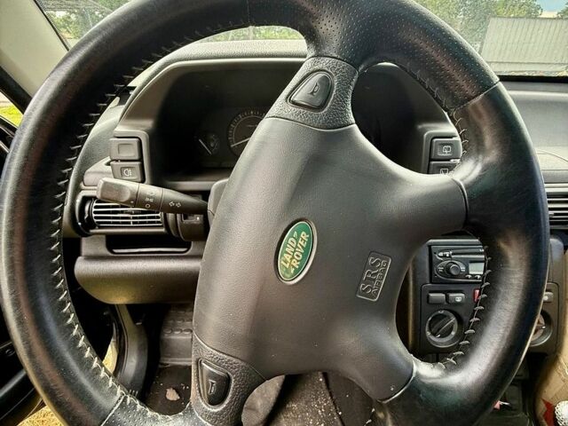 Чорний Ленд Ровер Freelander, об'ємом двигуна 1.8 л та пробігом 250 тис. км за 2200 $, фото 12 на Automoto.ua