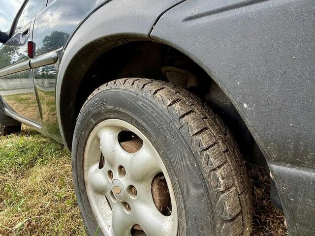 Чорний Ленд Ровер Freelander, об'ємом двигуна 1.8 л та пробігом 250 тис. км за 2200 $, фото 16 на Automoto.ua